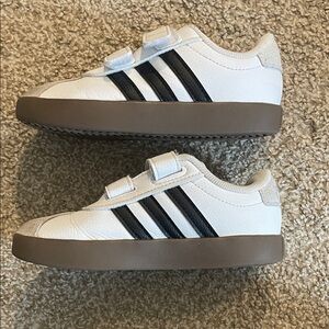 Adidas Toddler white sneakers SZ 10k